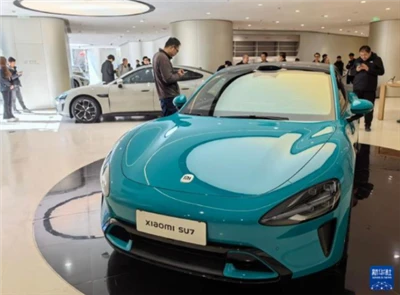 50,000 единиц заказаны за 27 минут, выпущен первый автомобиль Xiaomi, стартов...